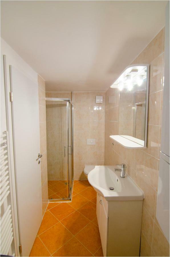 Studio Southwest Apartment Ljubljana Ngoại thất bức ảnh